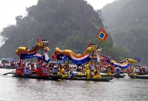 Festival commemorating Saint Quy Minh in Ninh Binh province. Photo: VNA
